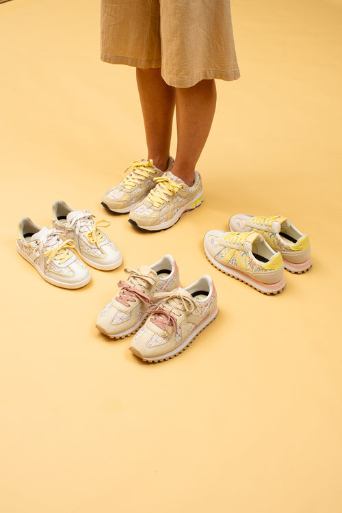 CITY RUN- TWEED ROSE