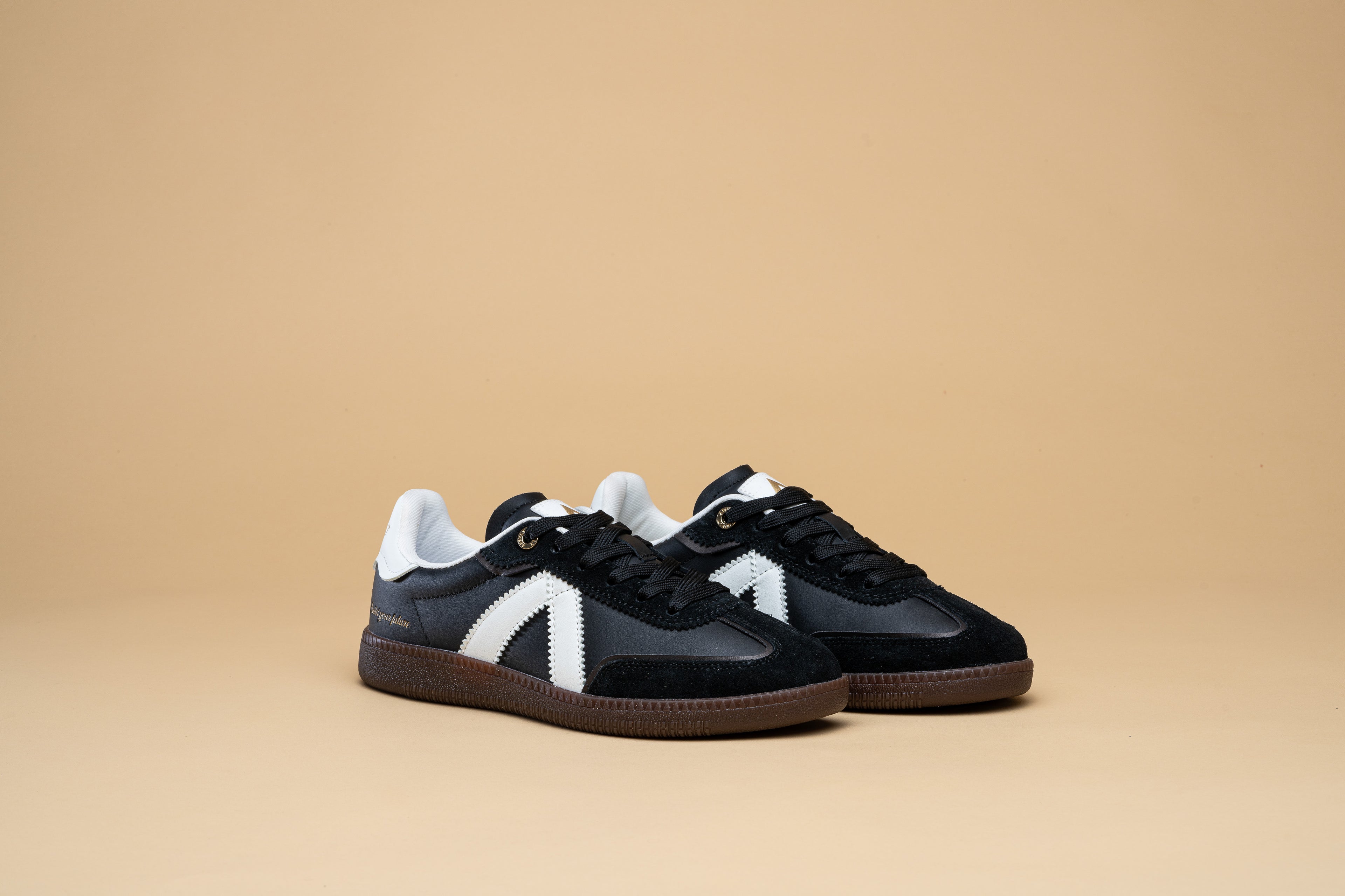 ELITE CLASSIC - NOIR BLANC