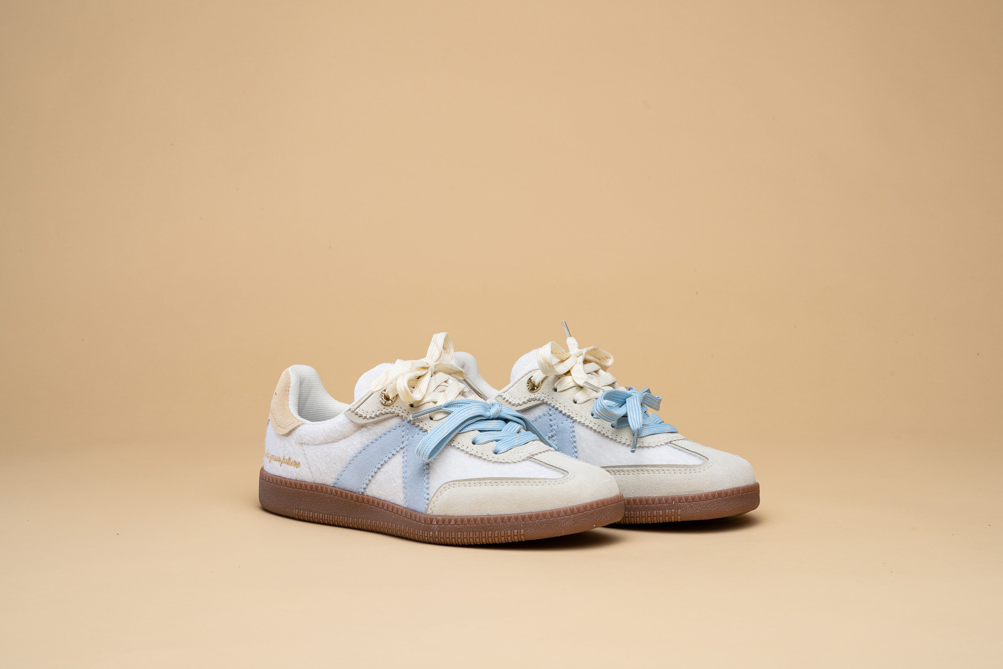 ELITE CLASSIC - PONEY BLEU CRÈME