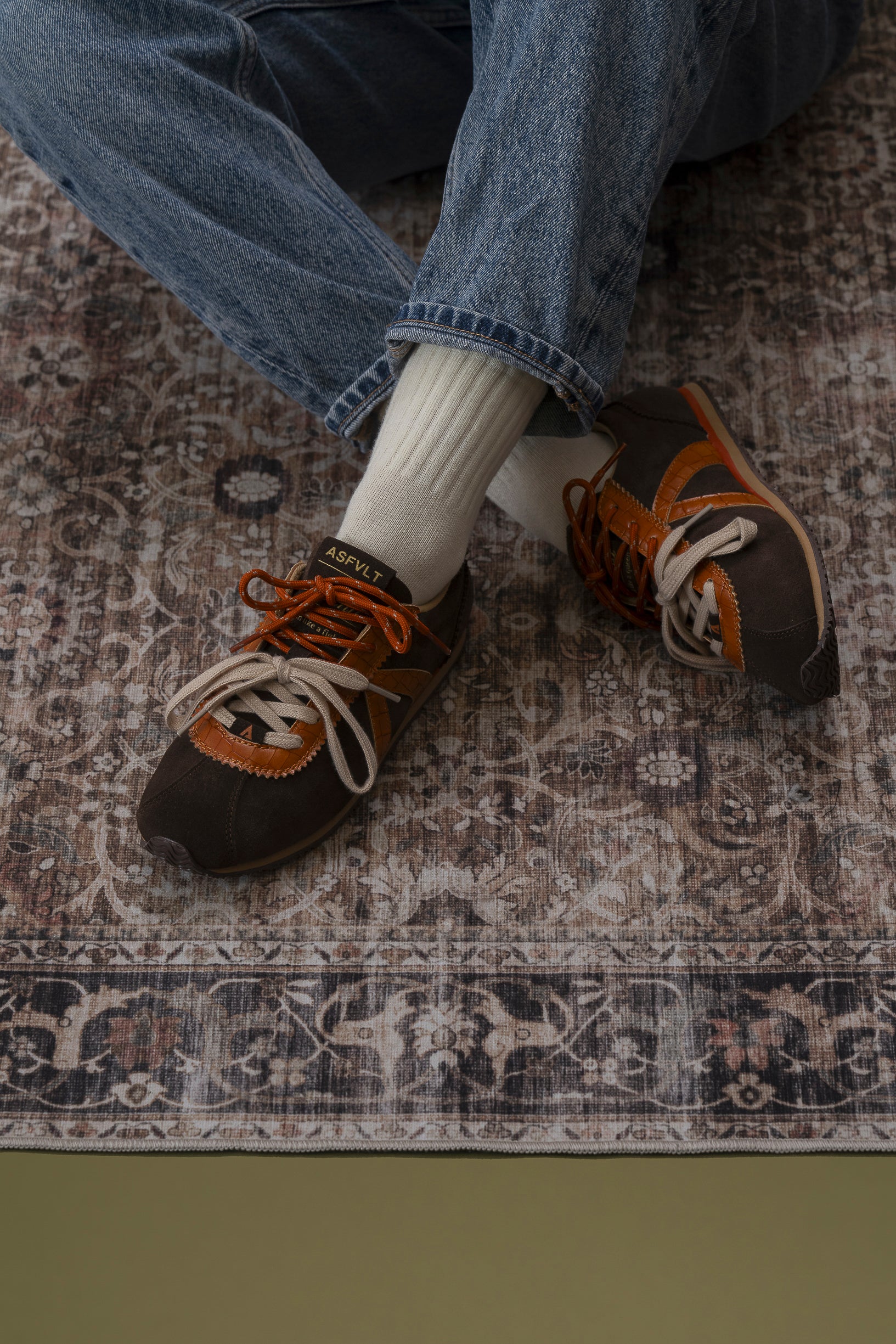 SIENNA - BROWN COGNAC CROC