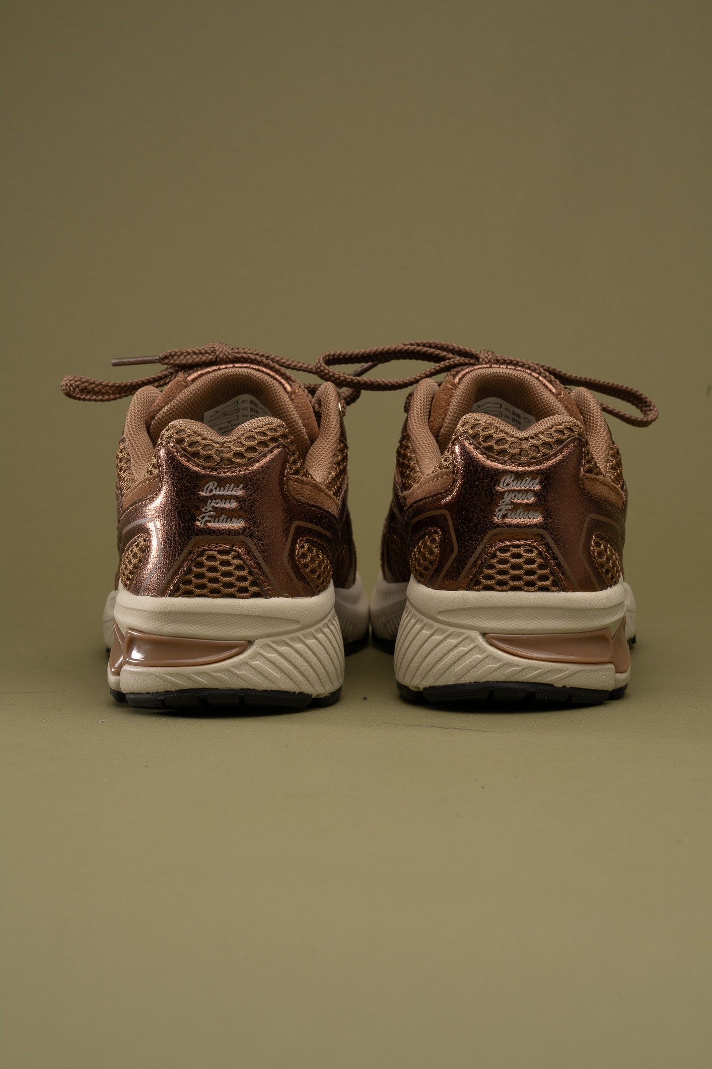 CITY RUN - DARK WINE METALLIC